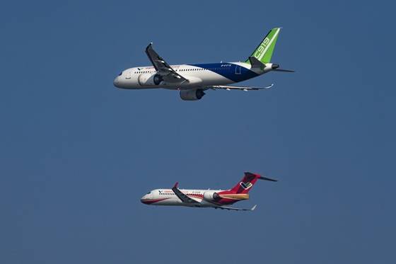 皇冠信用網是什么意思
_彭波:特朗普联合各国围堵中国皇冠信用網是什么意思
?他办不到