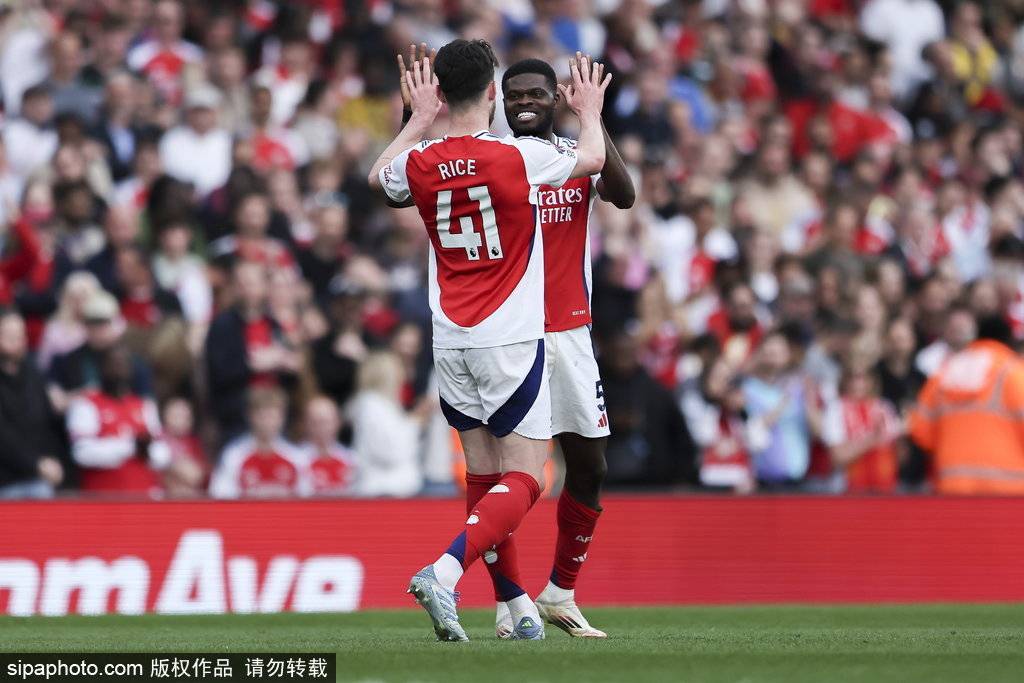 皇冠代理管理端_英超-托马斯破门萨卡失良机 阿森纳1-1小蜜蜂遭两连平