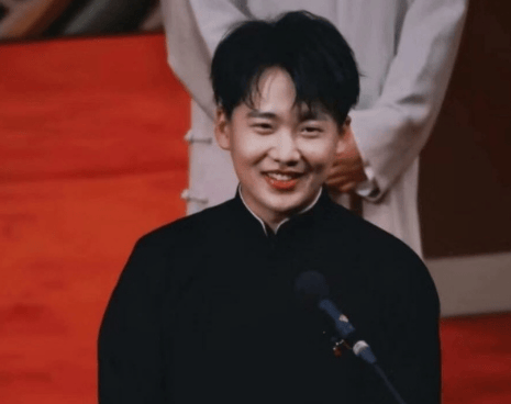 皇冠体育App下载
_放下孩子与郭德纲离婚,远赴日本的郭麒麟亲妈胡中惠,现在怎么样皇冠体育App下载
了