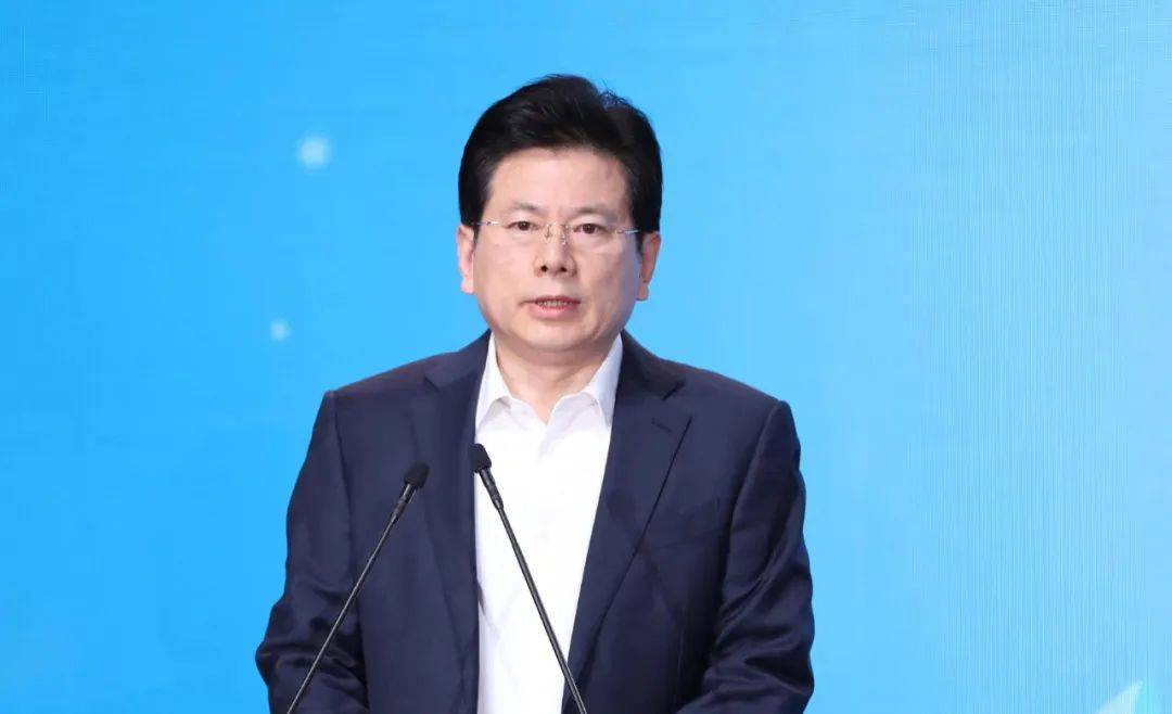 hga030皇冠手机登录_张建春hga030皇冠手机登录，非法收受巨额财物