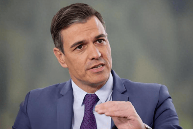 皇冠信用盘如何申请_果真来中国了！特朗普没拦住皇冠信用盘如何申请，美国彻底慌了！头号小弟“一夜倒戈”