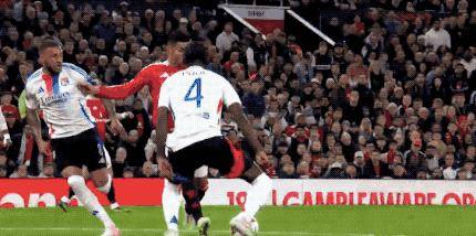 皇冠信用盘怎么开户
_5-4欧战神剧情 114分钟2-4 7分钟3球 121分钟绝杀 7亿豪门挺进4强