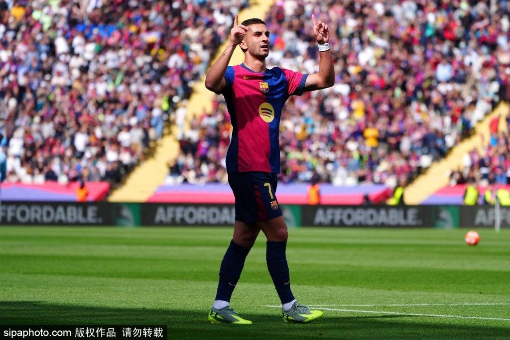 皇冠信用盘正网
_西甲-拉菲尼亚双响+补时绝杀 巴萨连扳3球4-3先赛7分领跑