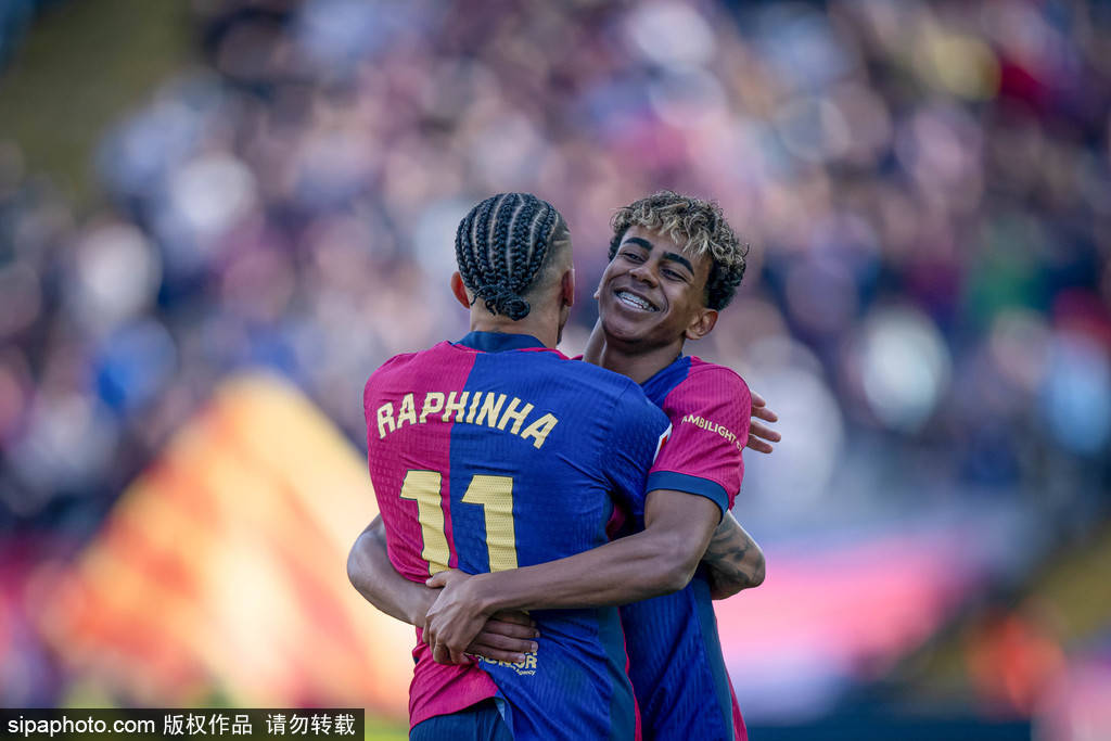 皇冠信用盘正网
_西甲-拉菲尼亚双响+补时绝杀 巴萨连扳3球4-3先赛7分领跑