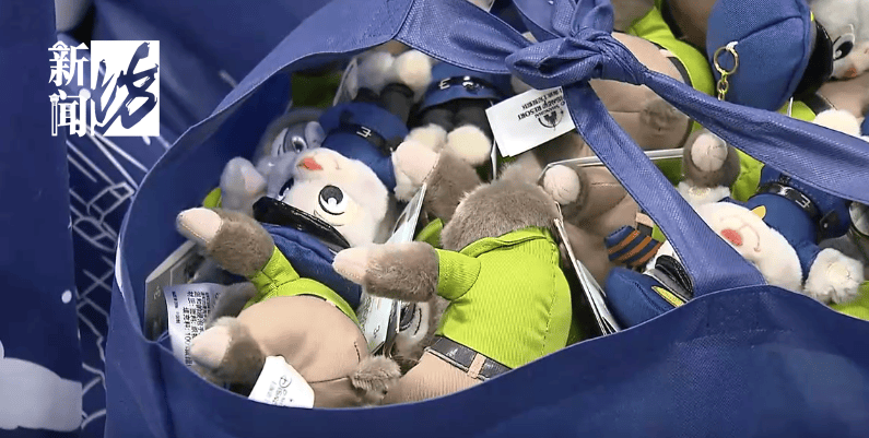 皇冠信用盘在线申请_太猖狂！事发上海迪士尼皇冠信用盘在线申请，7人被刑拘