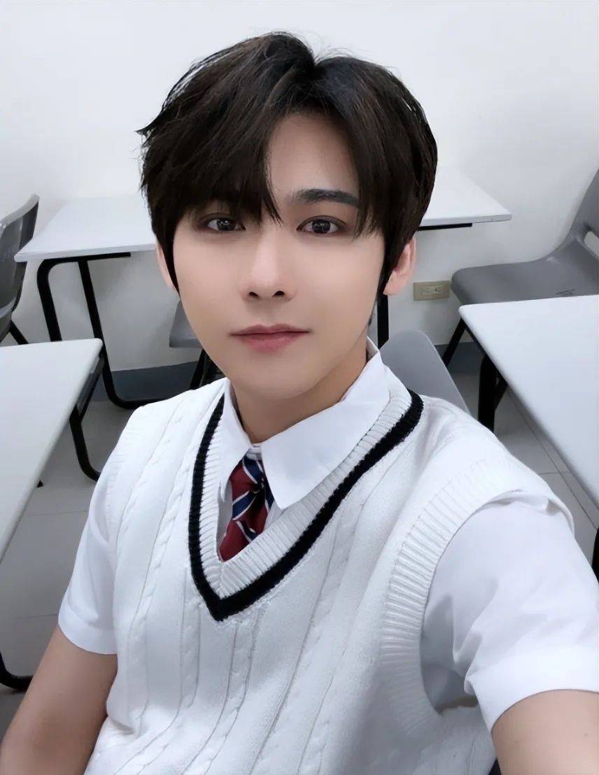 皇冠信用盘会员注册
_突传讣告!31岁男星黄正杰去世皇冠信用盘会员注册
,两天前还曾录制跳舞视频,母亲透露死因及遗言