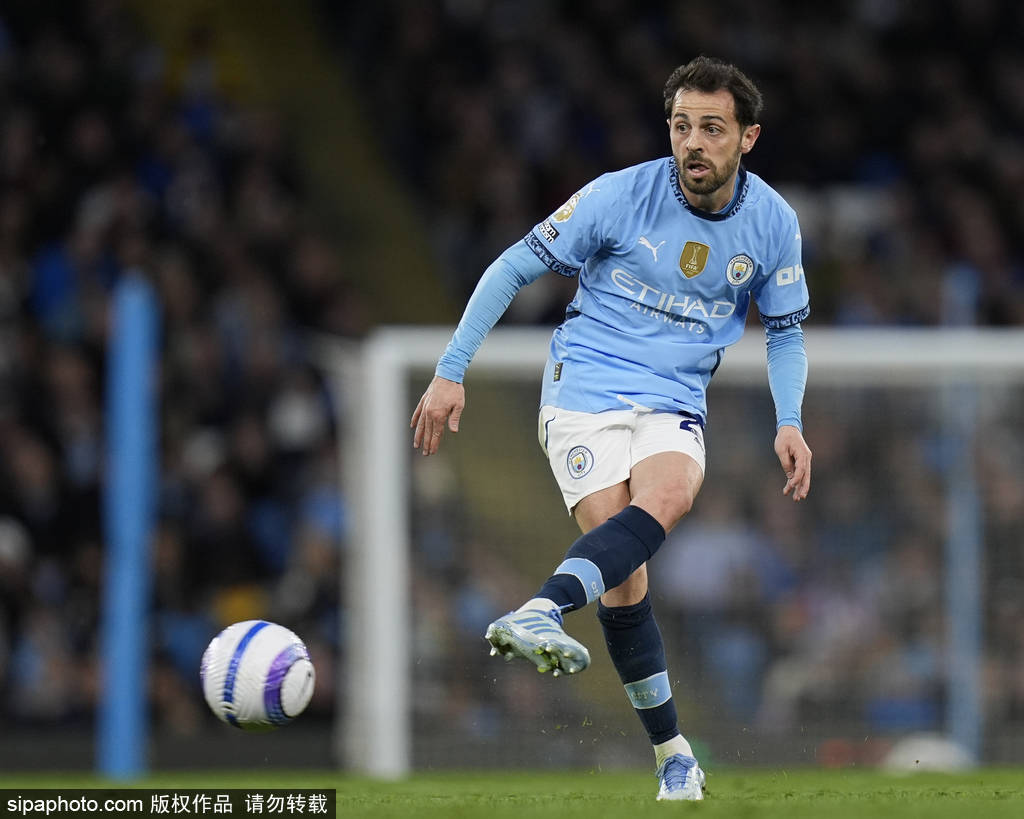 皇冠皇冠信用平台_英超-B席破门努内斯读秒绝杀 曼城2-1维拉3连胜升第3