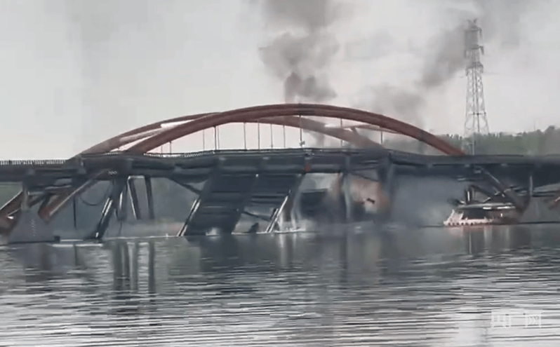 皇冠信用盘在哪里注册
_目击者讲述北京潮白河大桥起火过程:早上4点多 桥下开始冒烟