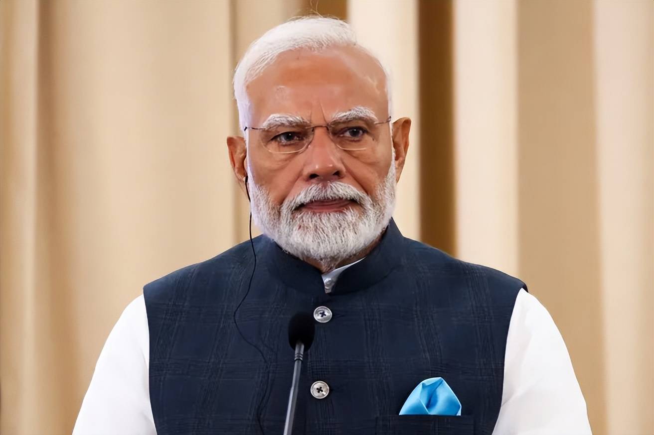 皇冠信用盘会员如何申请_印度航母紧急逼近皇冠信用盘会员如何申请，巴基斯坦导弹预备攻击！歼10C即将大战阵风？