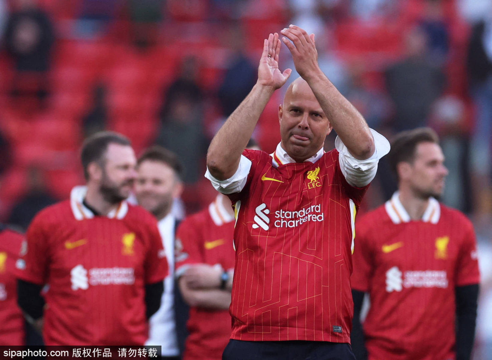 体育皇冠信用网
_热刺送利物浦英超提前夺冠 切尔西阿森纳需列队祝贺