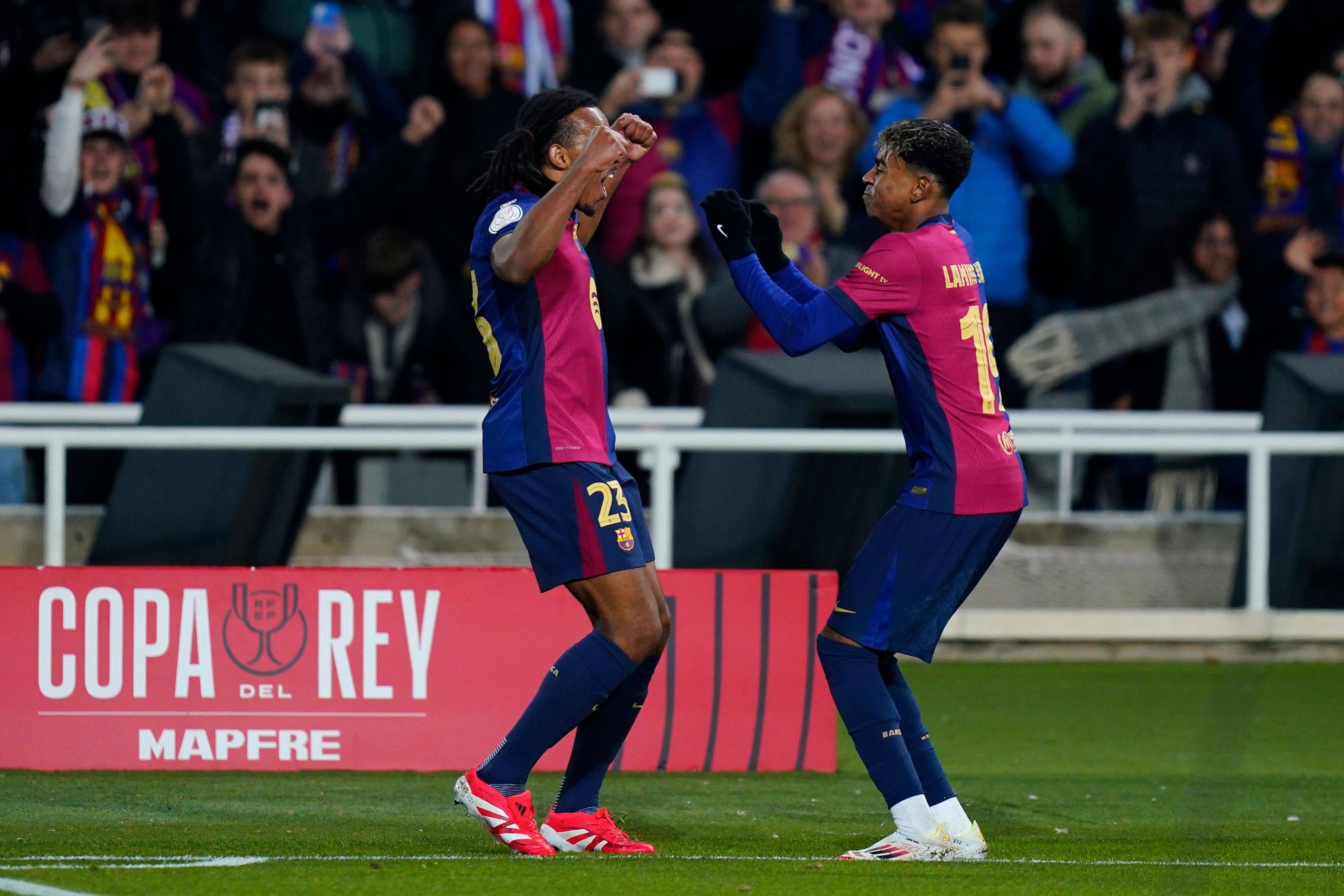 皇冠信用盘登2代理申_Deepseek预测明日欧冠半决赛：巴萨首回合轻取皇冠信用盘登2代理申，国米次回合有悬念