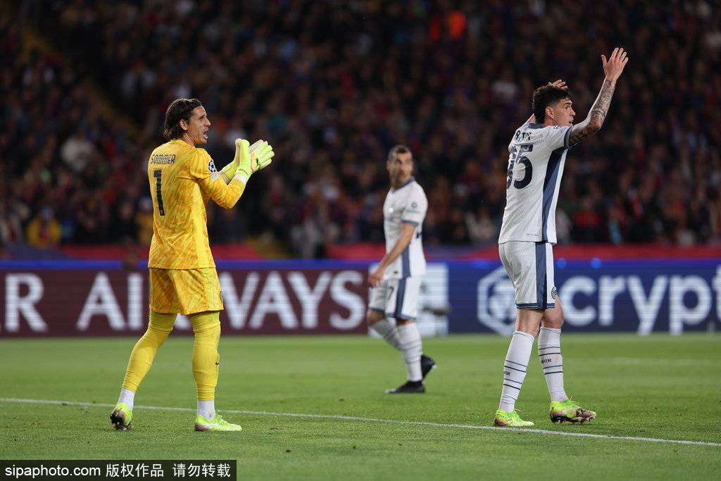 皇冠信用盘登123出租
_欧冠-进球大战皇冠信用盘登123出租
!邓弗里斯2射1传亚马尔破门 巴萨3-3国米