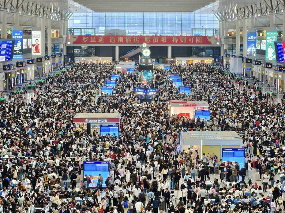 皇冠信用盘怎么申请_马上影响上海！降雨突袭+9级大风皇冠信用盘怎么申请，部分轮渡停航，气温冲上33℃后，暴跌11℃