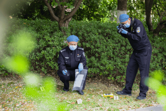 皇冠信用盘开户_苏州民警严方：840余万枚指纹、9000余起案件皇冠信用盘开户，他在方寸间寻找真相