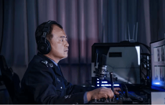 皇冠信用盘开户_苏州民警严方：840余万枚指纹、9000余起案件皇冠信用盘开户，他在方寸间寻找真相