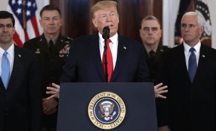 皇冠足球平台代理_特朗普闯下大祸皇冠足球平台代理！美高官罕见“力挺”中国：有牌可打的是中国！