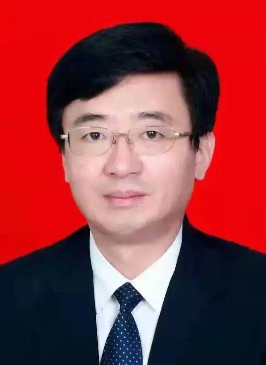 皇冠信用盘会员开户_上月底辞去副市长职务的徐明皇冠信用盘会员开户，已任威海市委常委