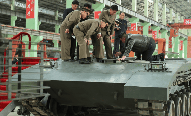 皇冠信用盘是什么意思
_金正恩“跪地”察看皇冠信用盘是什么意思
,朝鲜“钢铁猛兽”亮相