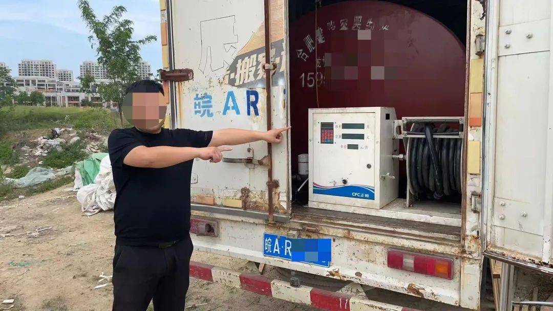 皇冠信用盘出租_发现请立刻举报皇冠信用盘出租！合肥严厉打击非法流动“黑油车”