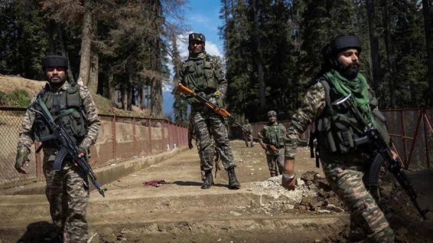 皇冠信用网开户_反转太突然！大批导弹袭击巴基斯坦皇冠信用网开户，印度6架战机被击落，不简单