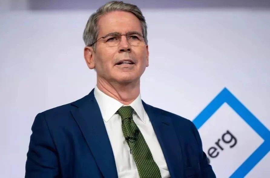 皇冠信用平台出租出售_特朗普态度突变皇冠信用平台出租出售，每天24小时紧盯中国，中美谈判出现重大转机？