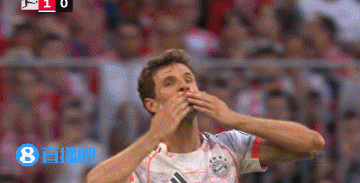 皇冠信用网会员如何申请_讲不出再见！穆勒完成拜仁主场告别战皇冠信用网会员如何申请，效力25年出战750场夺33冠