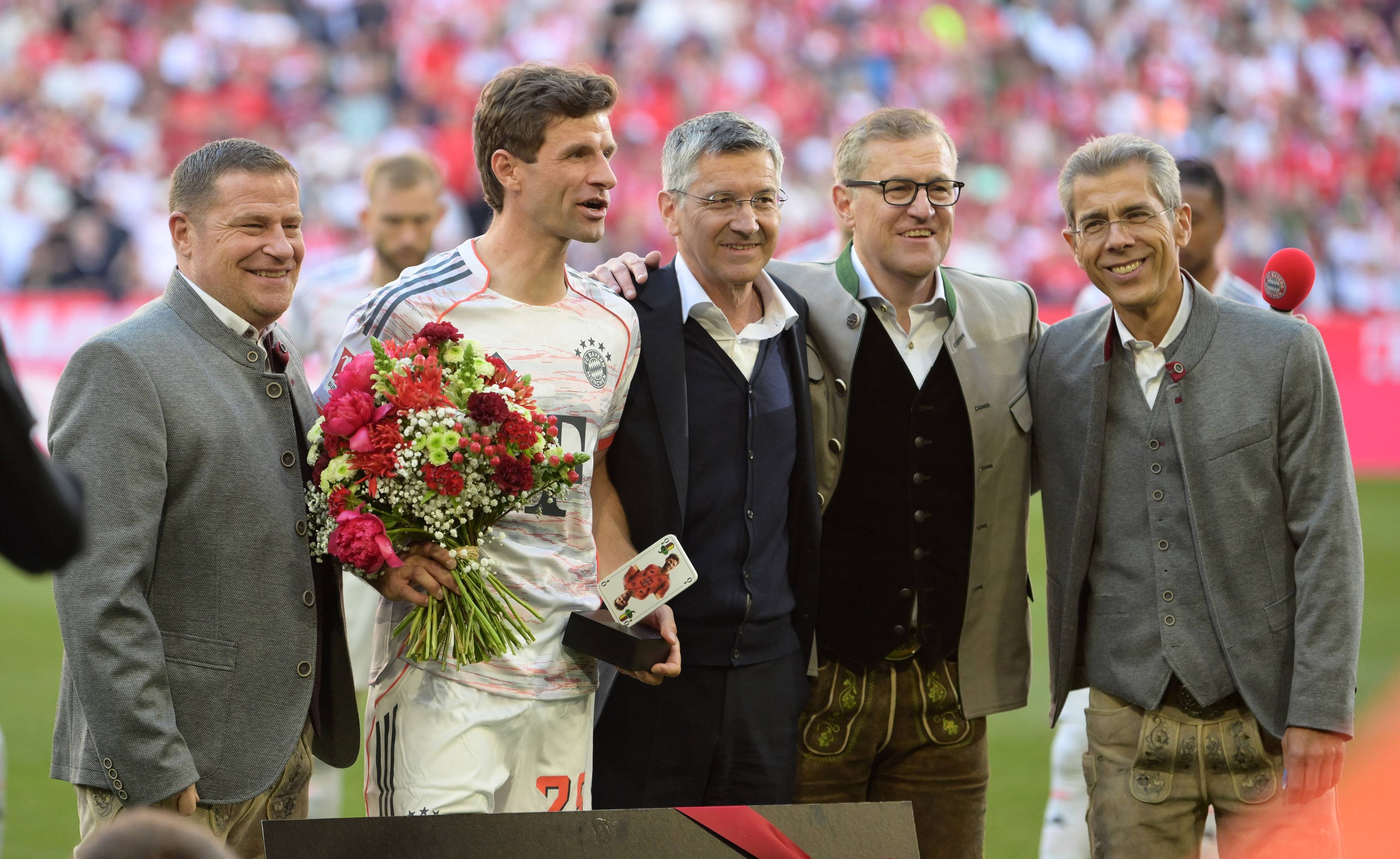 皇冠信用网会员如何申请_讲不出再见！穆勒完成拜仁主场告别战皇冠信用网会员如何申请，效力25年出战750场夺33冠