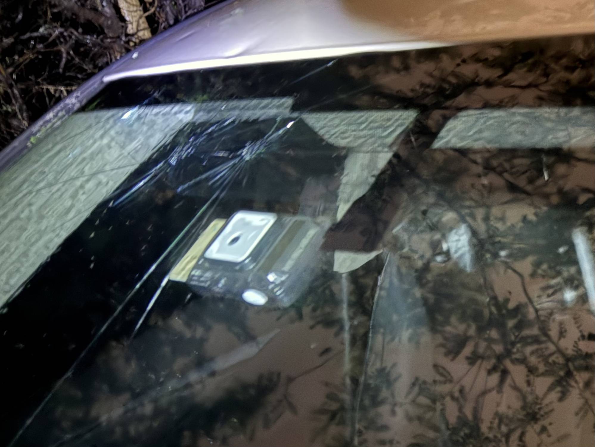 皇冠信用網在线开户_北京冰雹后车险理赔咨询火爆皇冠信用網在线开户，车险公司：车被砸后别磨叽，先报备