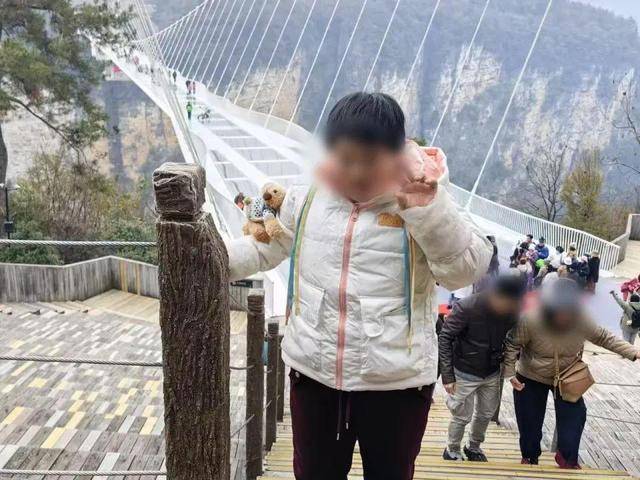 皇冠球網怎么做代理_火车穿村致18死后又一老人被撞身亡