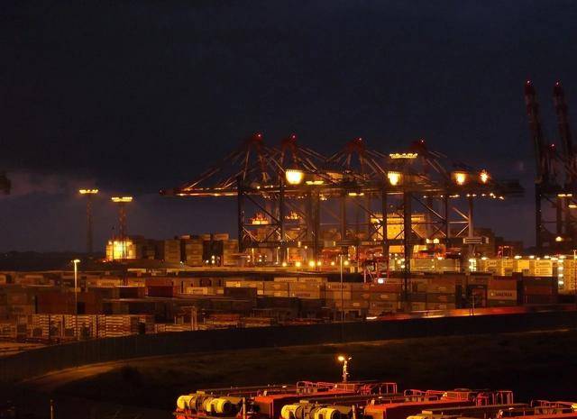 皇冠手机管理端登录_有气没处撒？印度扣押中国货物皇冠手机管理端登录，48小时内，中方快速解决麻烦