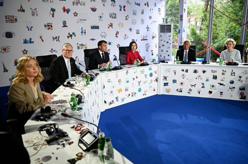 皇冠信用网代理注册_意大利女总理梅洛尼与马克龙又吵起来了皇冠信用网代理注册，此前曾对他“翻白眼”，送去“死亡凝视”