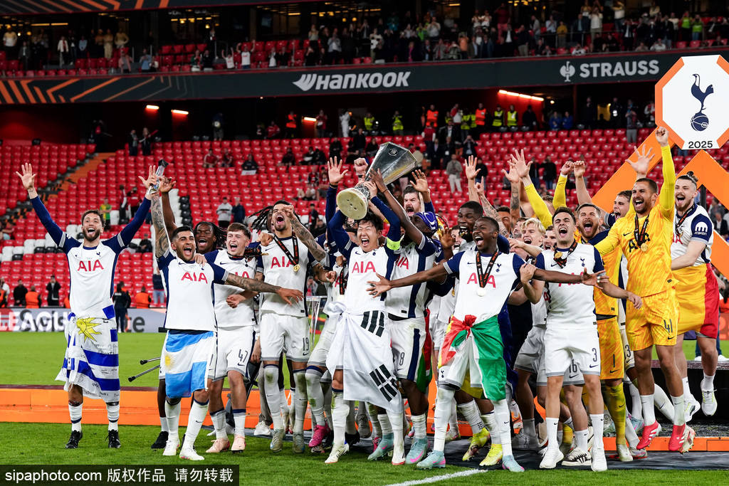 介绍个信用网网址_亚洲之光介绍个信用网网址！孙兴慜以队长身份捧起欧战奖杯 韩国历史第一人