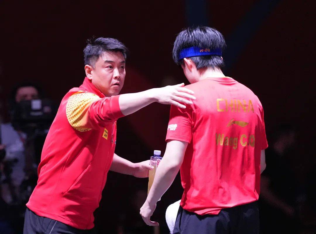 皇冠信用网在线注册_王楚钦逆转西蒙皇冠信用网在线注册，梁靖崑、王曼昱、王艺迪、陈幸同晋级8强 | 多哈世乒赛单打