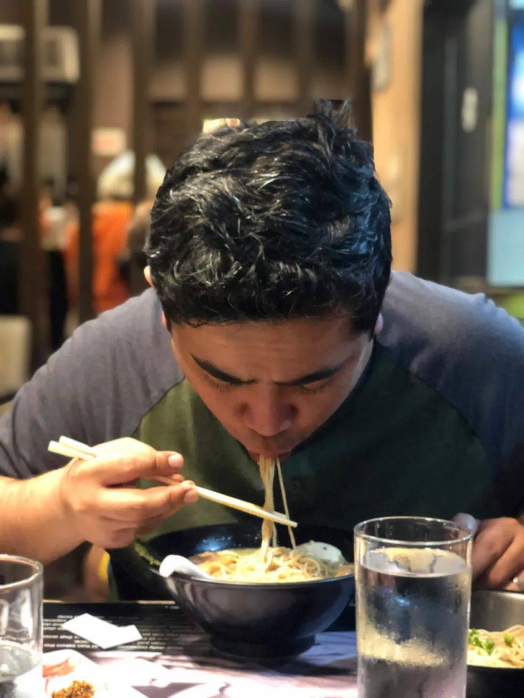 皇冠信用平台出租_在北京皇冠信用平台出租，面馆才是中年男人的精神码头