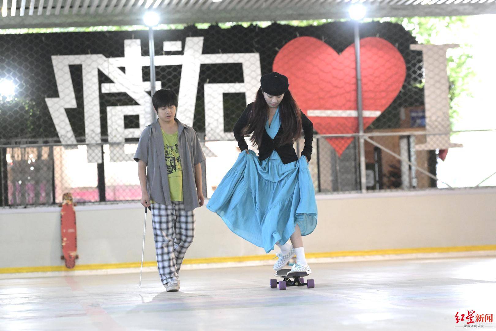 信用网皇冠申请注册
_50岁刘阿姨在成都逆风翻盘:从多次病危信用网皇冠申请注册
,到滑板“少女”