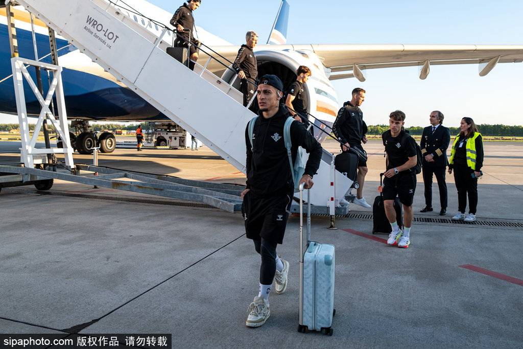 皇冠信用网登123出租_曼联“废柴”安东尼欧协联决赛若封神皇冠信用网登123出租，红魔竟能躺赚30万镑！