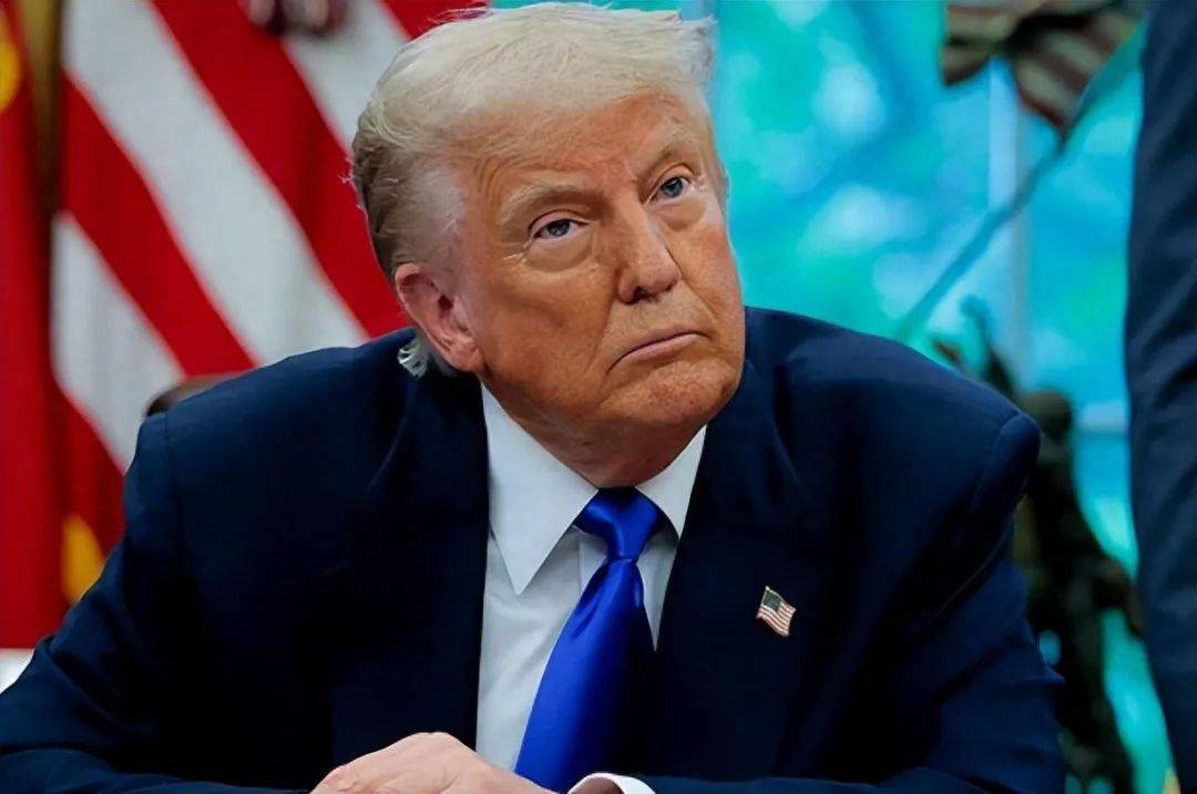 皇冠信用网开户_白宫内讧！特朗普30分钟变局皇冠信用网开户，中国政策制定者如秋叶般被扫地出门！