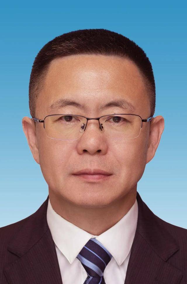 皇冠足球管理平台出租
_中组部有关负责同志宣布中央决定:他履新皇冠足球管理平台出租
!免去他这一职务