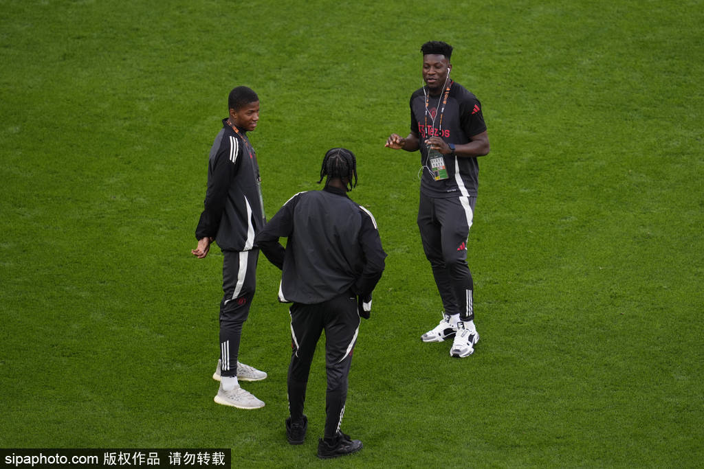 皇冠信用网账号
_曼联门神奥纳纳爆转会皇冠信用网账号
!沙特土豪挥金?红魔:给够钱就卖!