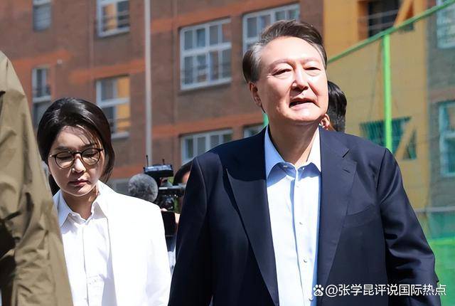 皇冠代理登1租用
_韩国今晚生死时刻皇冠代理登1租用
,4任前总统纷纷出马,只有1票的李在明赢定了