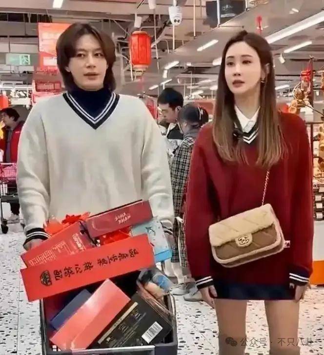 皇冠信用网登123_自曝与丈夫经常吵架？但怎么感觉她是在变相秀恩爱呢皇冠信用网登123！