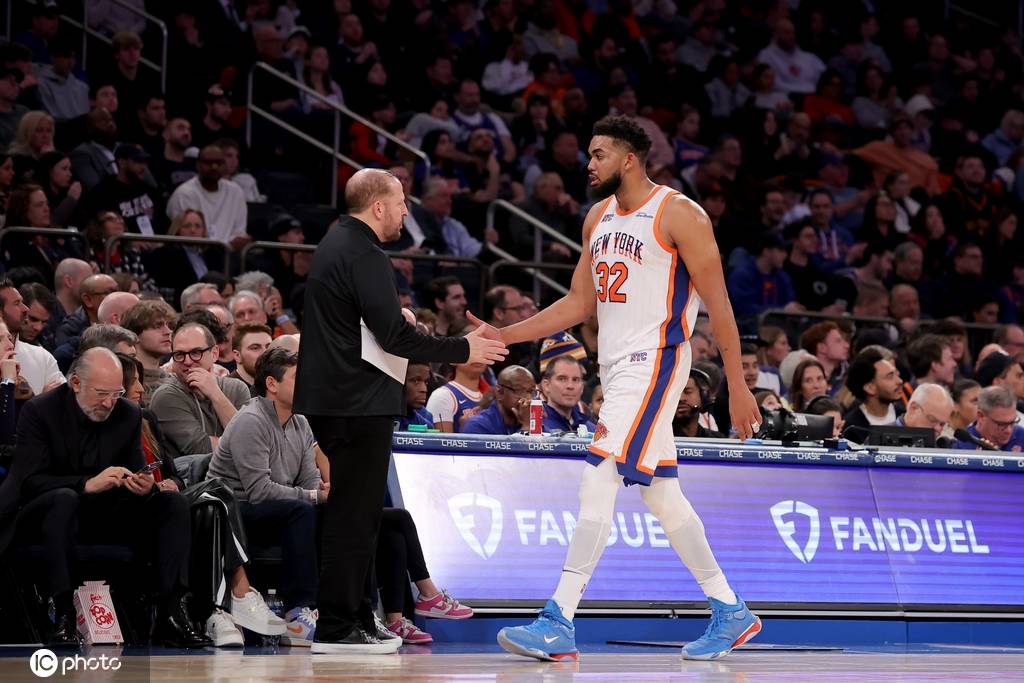 皇冠信用网代理登3
_锡伯杜下课究竟冤不冤皇冠信用网代理登3
?铁血篮球成就他也害了他