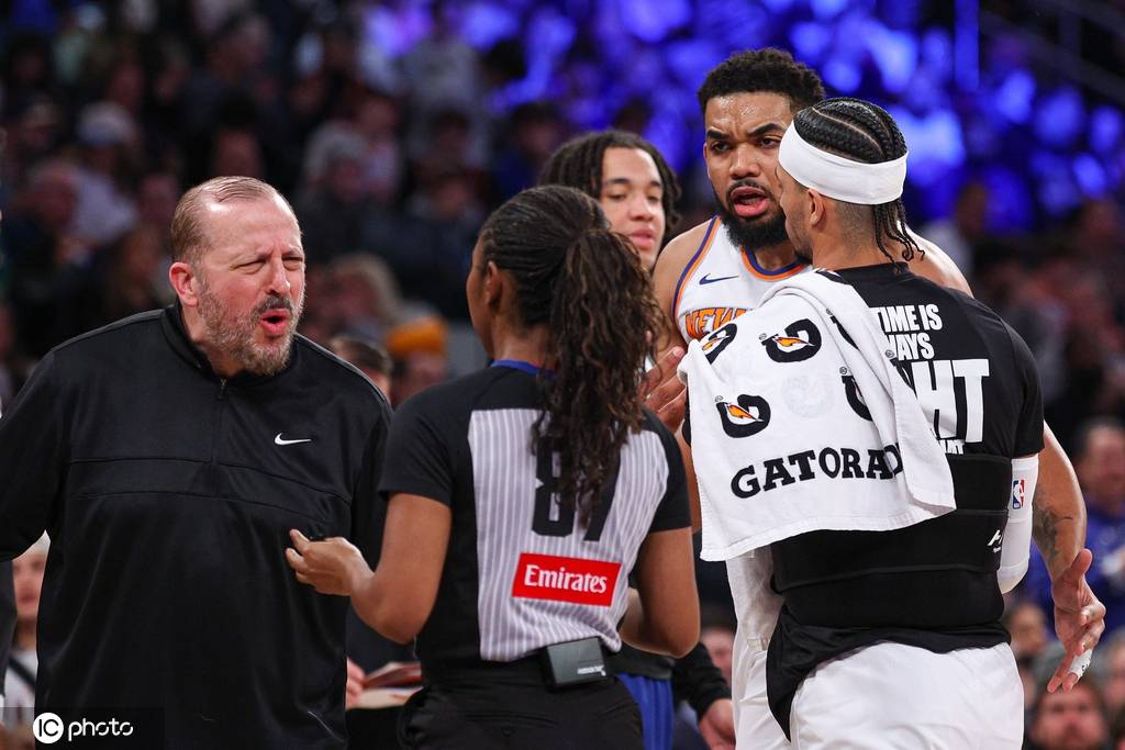 皇冠信用网代理登3
_锡伯杜下课究竟冤不冤皇冠信用网代理登3
?铁血篮球成就他也害了他