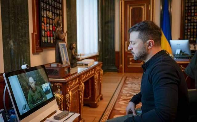 世界杯足球赛_真炸出了蘑菇云了！俄军疯狂报复袭击世界杯足球赛，乌军手中的牌已被全部烧光