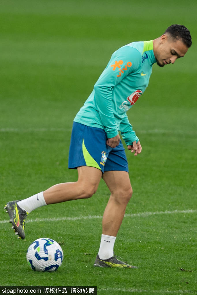 迈阿密国际 v 波尔图_安东尼主动降薪30%迈阿密国际 v 波尔图!曼联3250万英镑清洗计划迎来转机