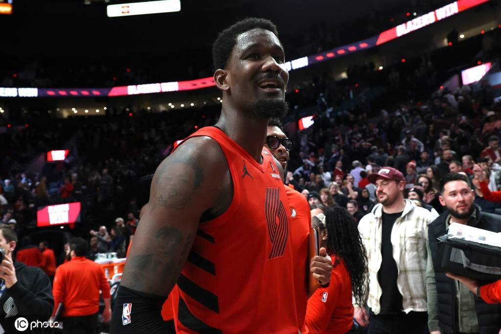 WNBA籃球比分_给杨瀚森腾位置WNBA籃球比分？开拓者与艾顿达成买断协议