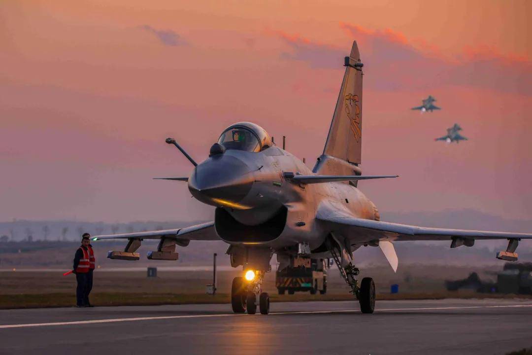 DOTA2: CCT SERIES(3场2胜)_俄媒爆料！伊朗放弃苏-35改买歼-10CDOTA2: CCT SERIES(3场2胜)，引进地下生产线？