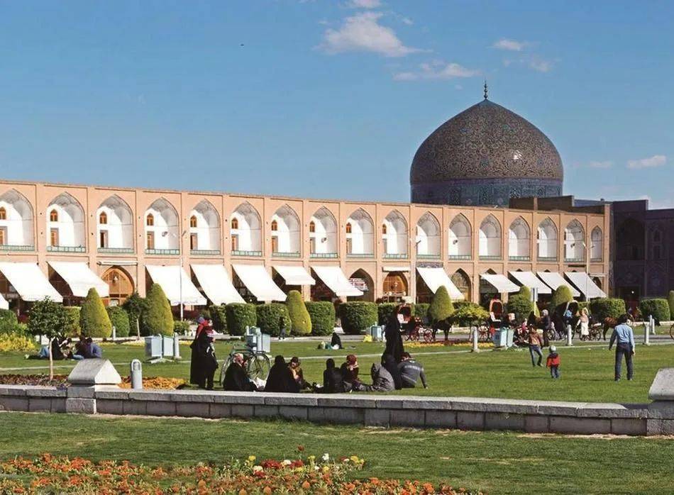 皇冠足球平台代理_伊朗以色列这一仗皇冠足球平台代理，让中国改变了想法，普京终于等来天赐良机？