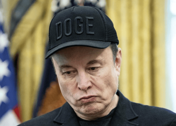 利物浦VS伯恩茅斯_最后通牒已下利物浦VS伯恩茅斯，马斯克对2.5亿人发誓，誓要让特朗普付出惨痛代价