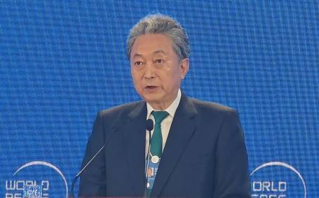 考文垂VS赫尔城_鸠山由纪夫：即使特朗普下台考文垂VS赫尔城，美国仍将延续其政策，中日韩应加强合作